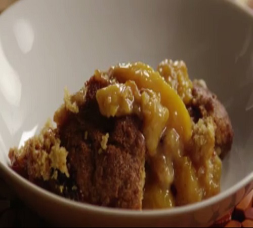 Bữa sáng nhanh gọn với bruschetta dâu tây thơm ngon