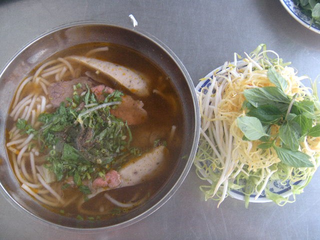 Bún bò Huế