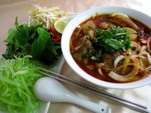 Bún bò Huế