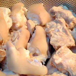 Cách làm bún bò Huế