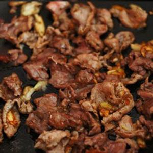 Cách nấu bún bò Nam bộ chuẩn vị