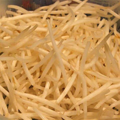 Cách nấu bún bò viên và gân bò