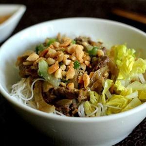 Cách làm bún bò xào