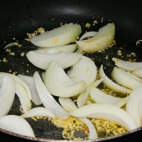 Cách làm bún bò xào kiểu Nam Bộ