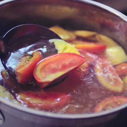 Cách làm bún cá cam ngon ngất ngây