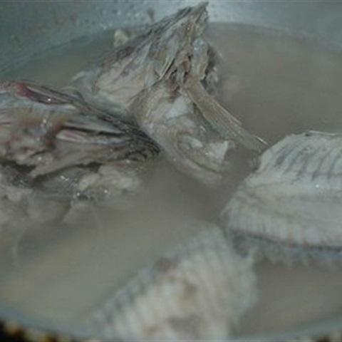 Cách nấu bún cá rô