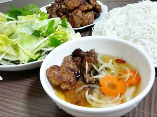Bún chả