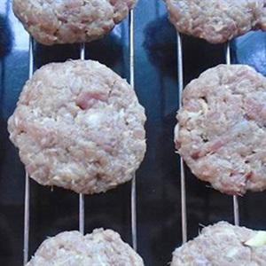 Cách làm bún chả bò nướng sả