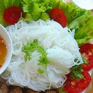 Cách làm bún chả bò nướng sả