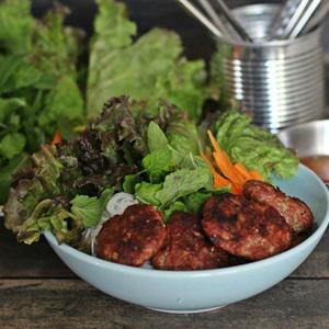 Cách làm bún chả thịt bò nướng sả