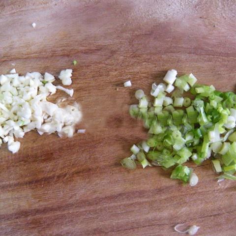 Cách làm bún chả tôm