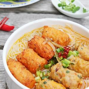 Cách làm bún chả tôm