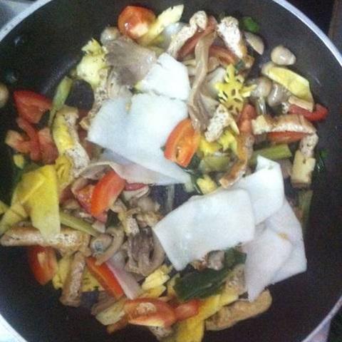 Cách nấu bún chay Huế