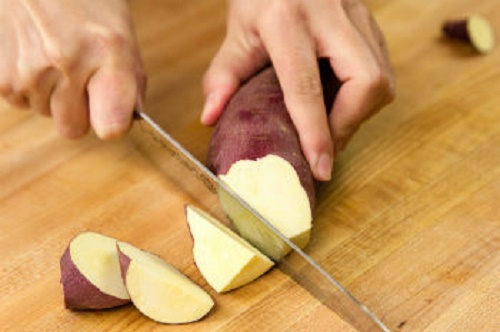 Bún chiên nấm hương và thịt giòn rụm, thơm ngon