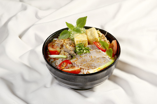 Bún cua lưỡi heo