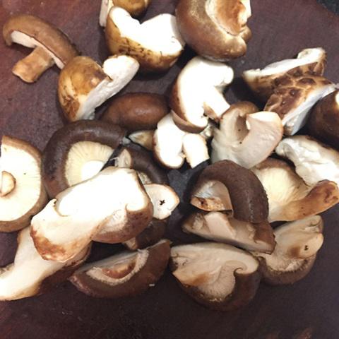 Cách nấu bún gà nấm