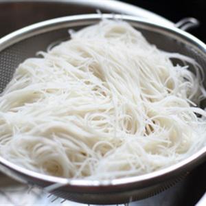Cách làm bún gà trộn