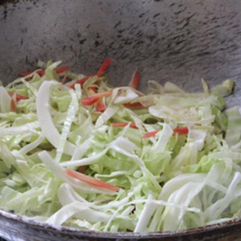 Cách làm bún gạo xào