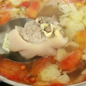 Cách làm bún giò heo