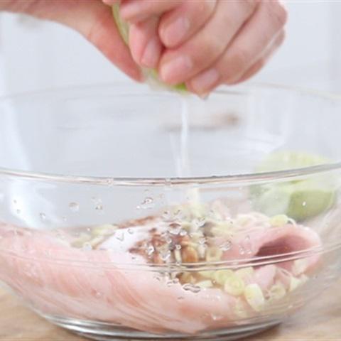 Cách làm bún khô xào thịt heo