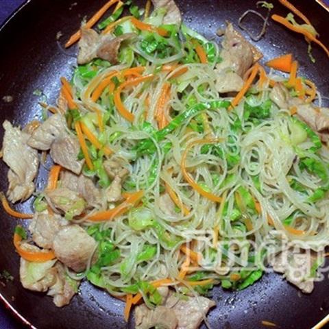 Cách làm bún khô xào thịt
