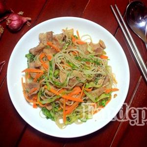 Cách làm bún khô xào thịt