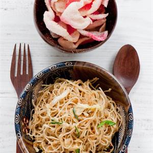 Cách làm bún khô xào tôm