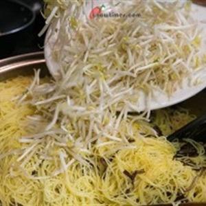 Cách làm bún khô xào ức gà