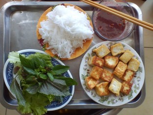 Bún mắm tôm
