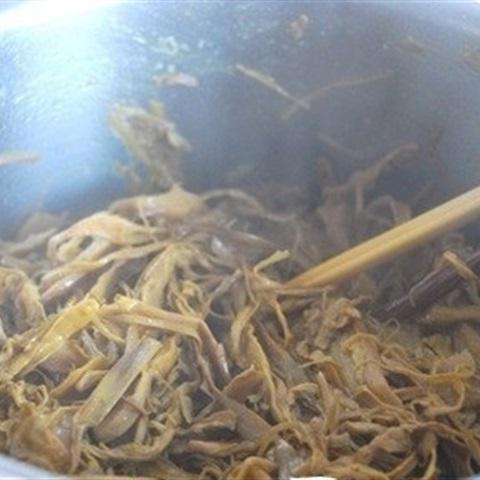 Cách nấu bún măng gà