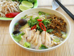 Bún măng gà, hương vị Việt