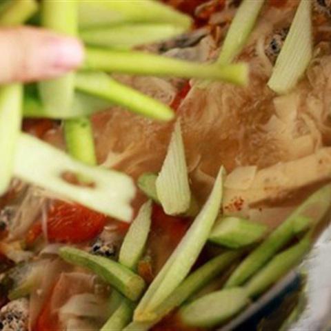 Cách làm bún măng mọc