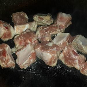 Cách làm bún sườn heo