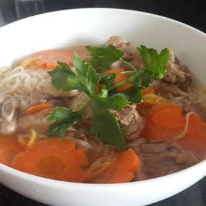 Cách làm bún sườn heo