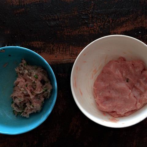 Cách nấu bún sườn mọc