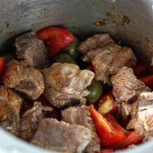 Cách làm bún sườn nấu sấu