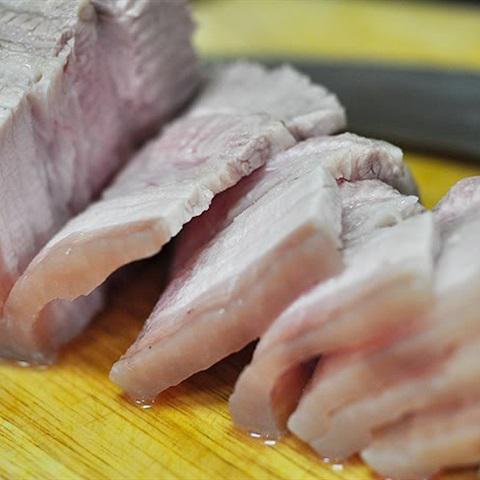 Cách làm bún thịt nem mắm ruốc