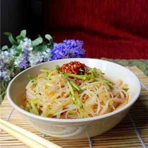 Cách làm bún dưa leo