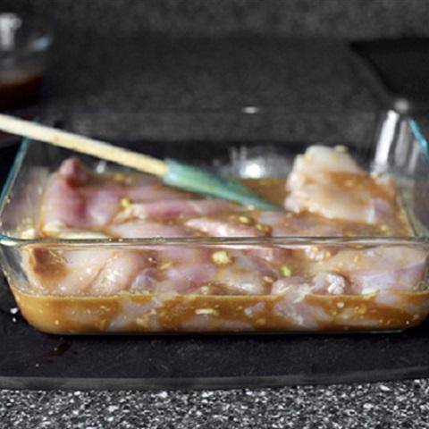 Cách làm bún trộn kiểu Thái