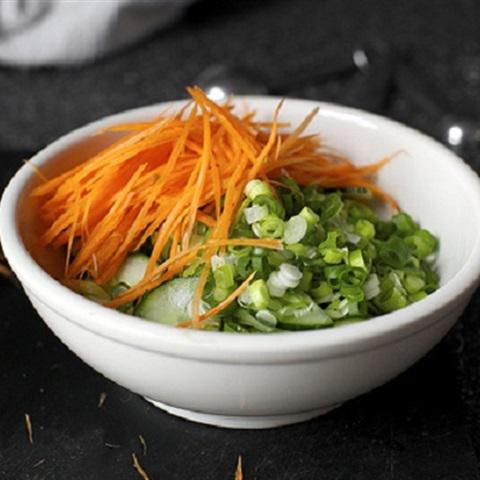 Cách làm bún trộn kiểu Thái