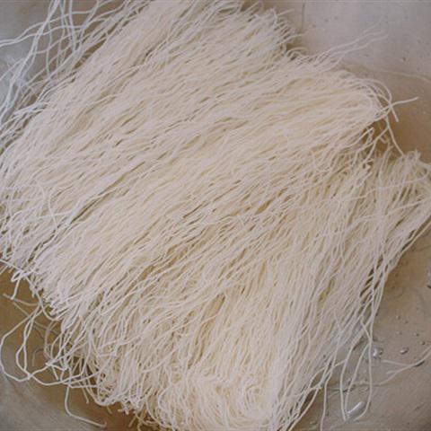 Cách làm bún trộn rau củ