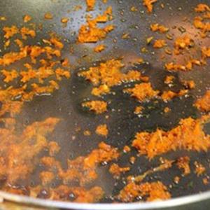 Cách làm bún xào nghệ đuôi bò