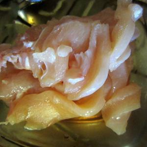 Cách nấu bún xào sắc màu