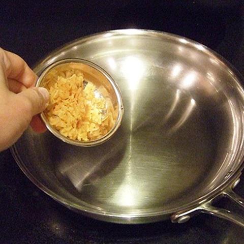 Cách làm bún xào Thái Lan