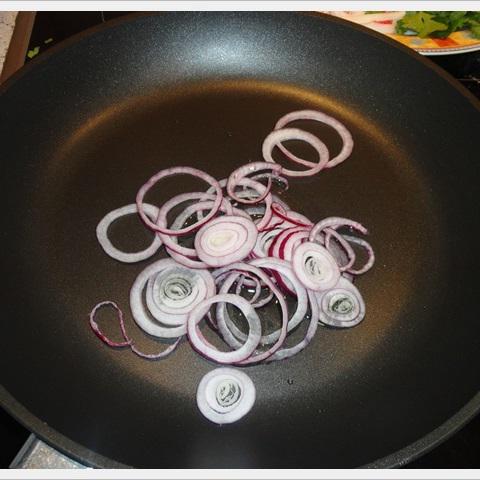 Cách làm bún xào thanh cua