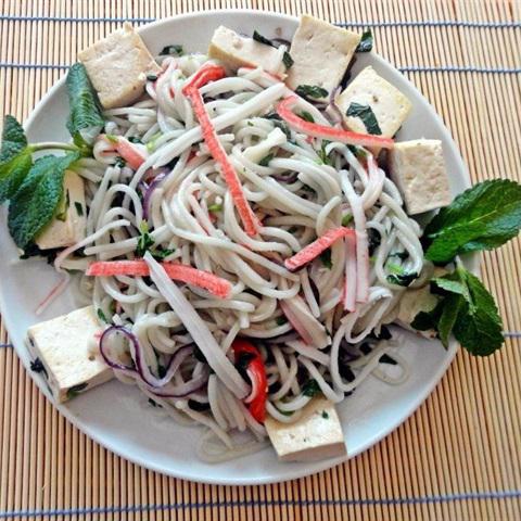 Cách làm bún xào thanh cua