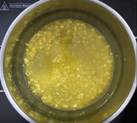 Bùng nổ với pizza trái cây rải đầy táo dứa