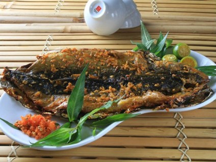 Cá ba sa nướng giấy bạc