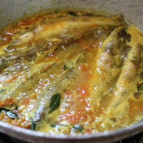 Cách làm cá bống cà ri