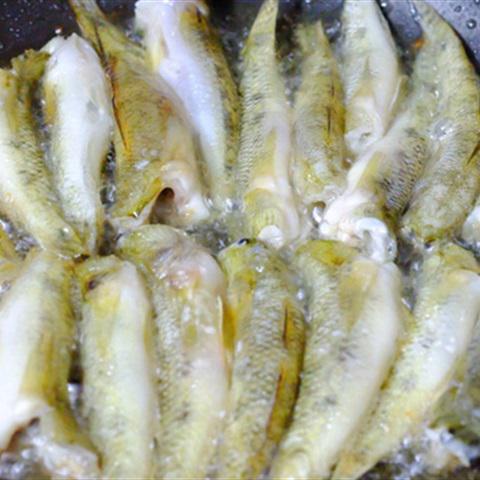 Cách làm cá bống kho gừng